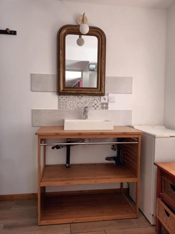 Studio Du Clocher Rigarda ภายนอก รูปภาพ
