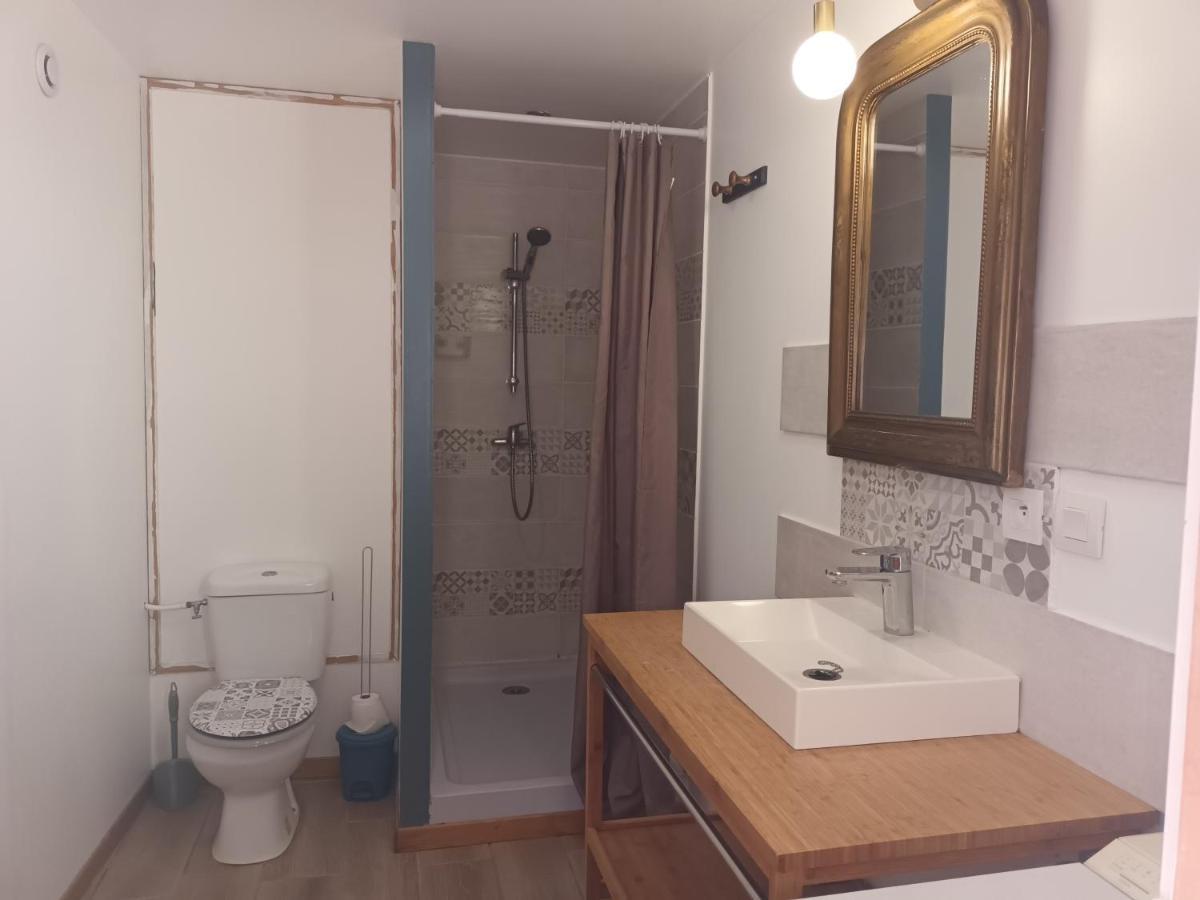 Studio Du Clocher Rigarda ภายนอก รูปภาพ