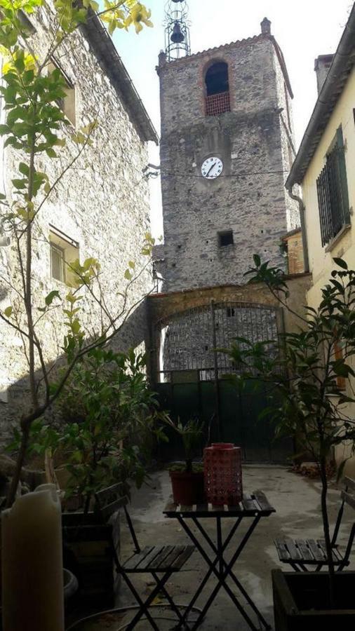 Studio Du Clocher Rigarda ภายนอก รูปภาพ
